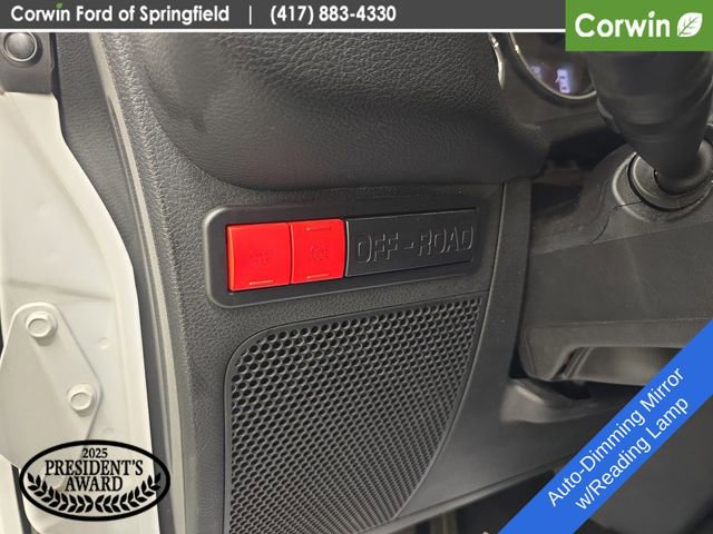 Used 2017 Jeep Wrangler Rubicon AWD/4WD image 28