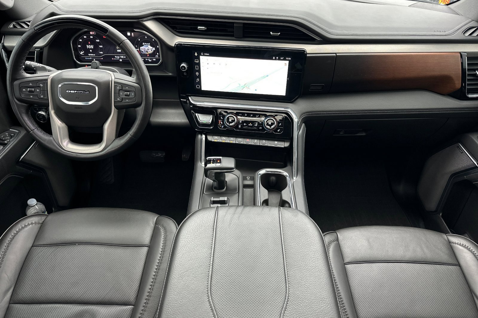 Used 2024 GMC Sierra 1500 Denali image 13