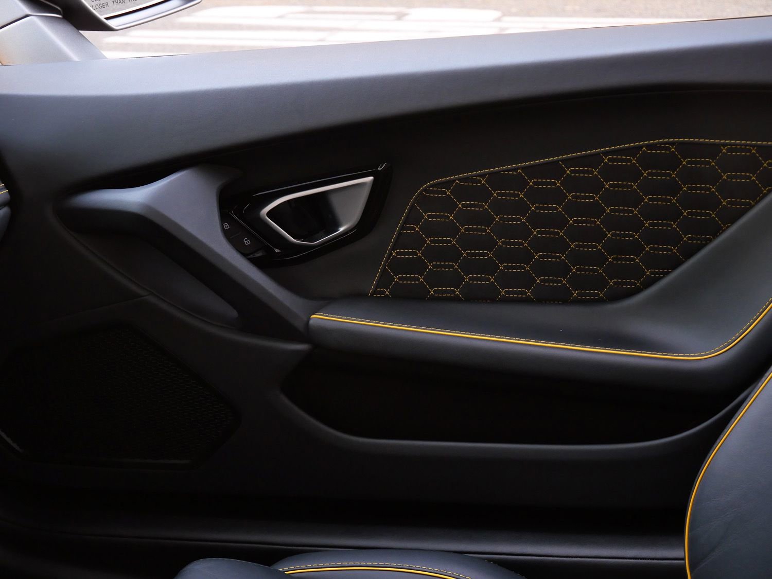 Used 2023 Lamborghini Huracan EVO image 20