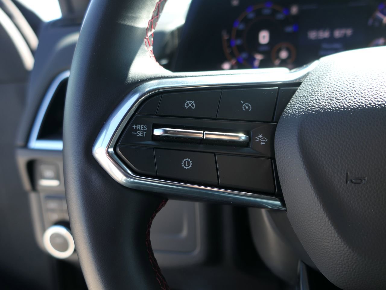 Used 2025 Chevrolet Tahoe RST image 20