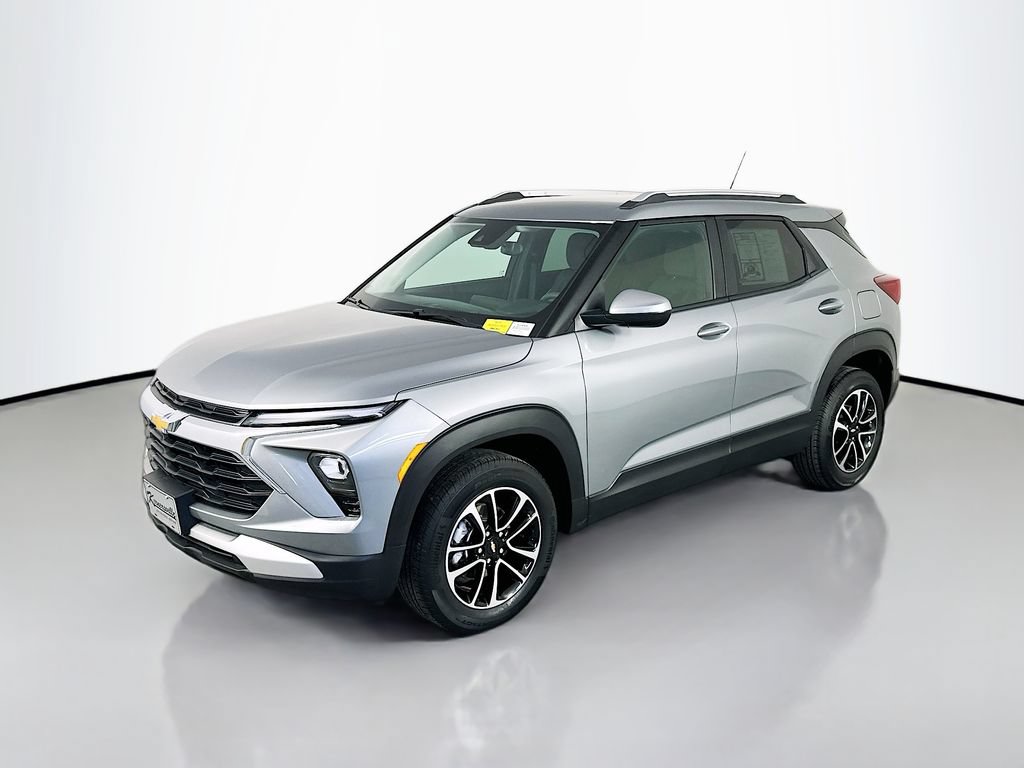 Used 2025 Chevrolet TrailBlazer LT AWD/4WD video 3