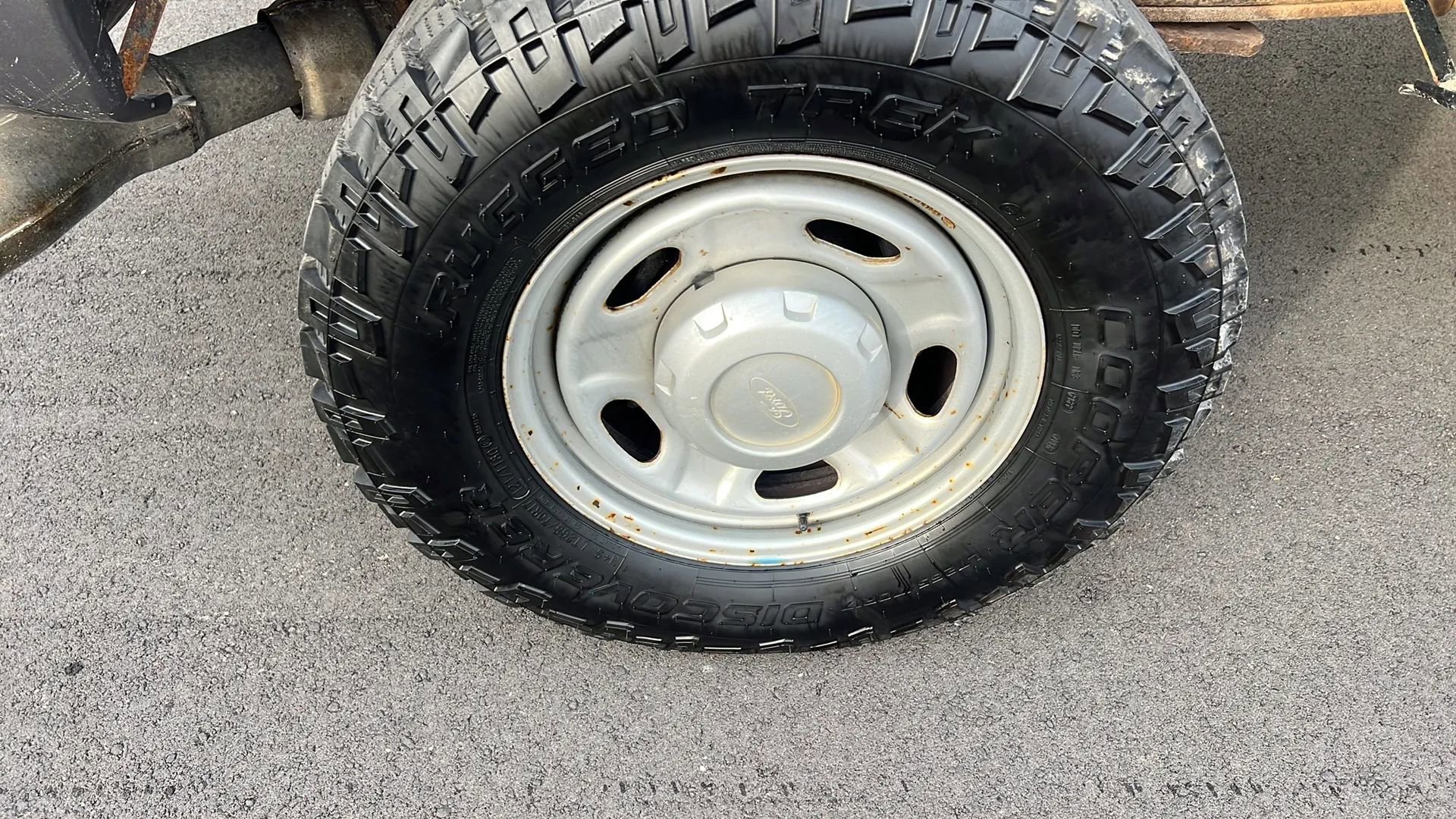 Used 2011 Ford F250 XL image 33