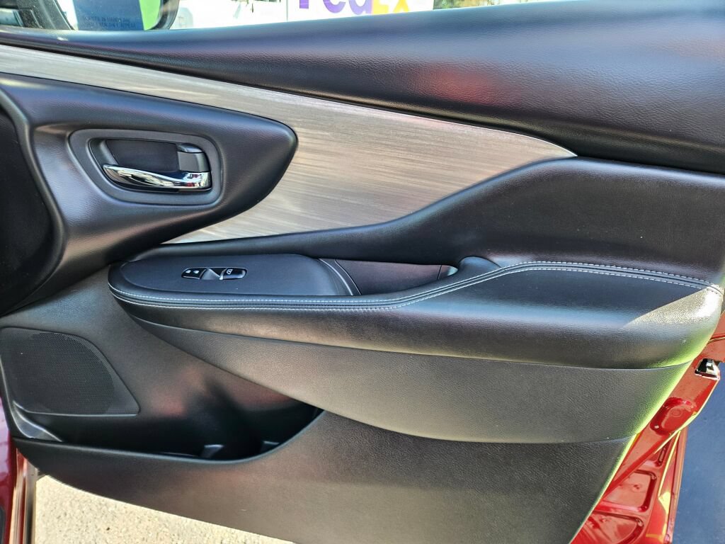 Used 2018 Nissan Murano Platinum AWD/4WD image 15