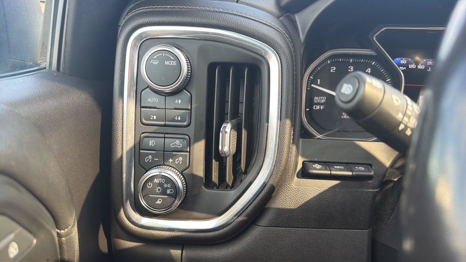 Used 2021 GMC Sierra 1500 Denali w/ Denali Ultimate Package AWD/4WD image 14