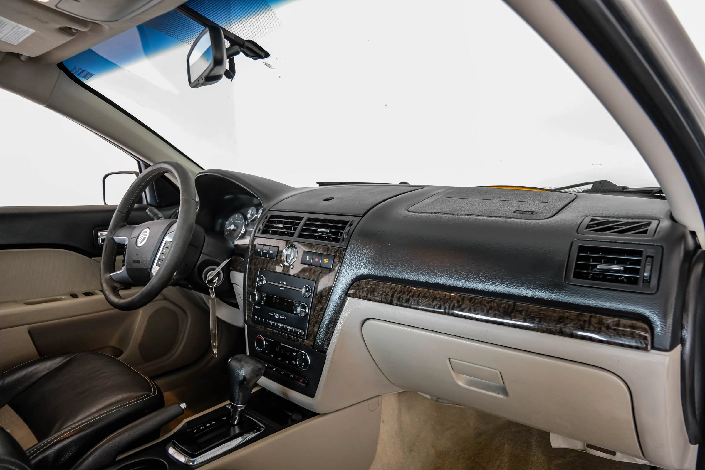 Used 2008 Mercury Milan Premier FWD image 12