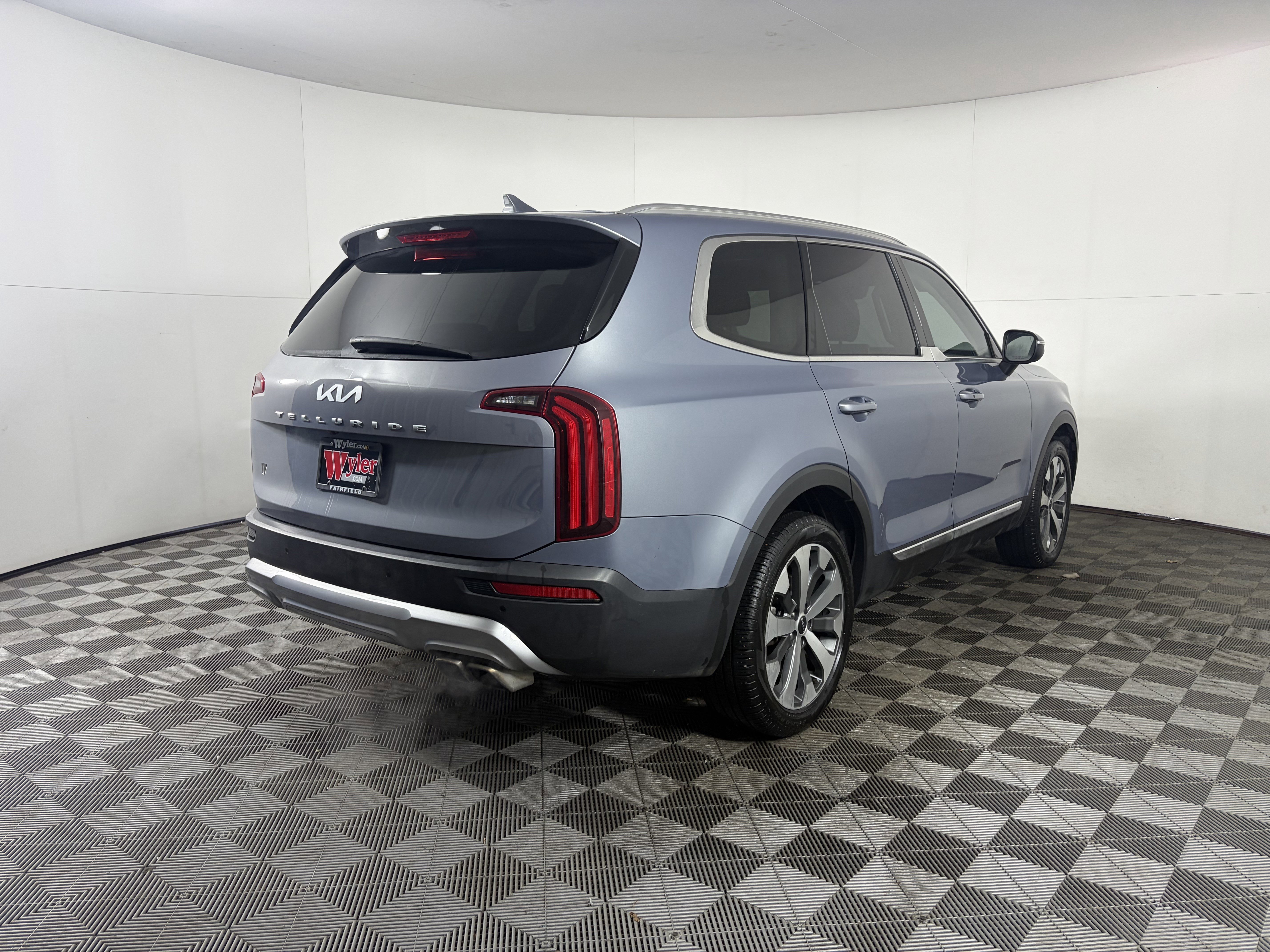 Used 2022 Kia Telluride EX w/ EX Premium Package image 22