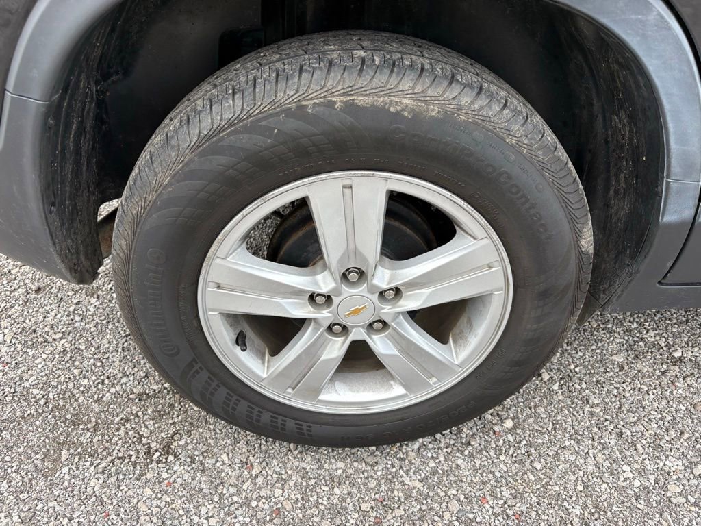 Used 2021 Chevrolet Trax LS w/ Tint and Cruise Package FWD image 18