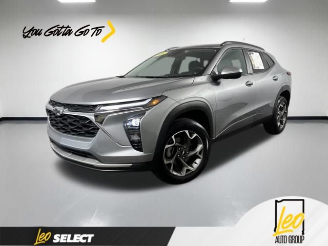 Used 2025 Chevrolet Trax LT w/ Driver Confidence Package FWD video 1