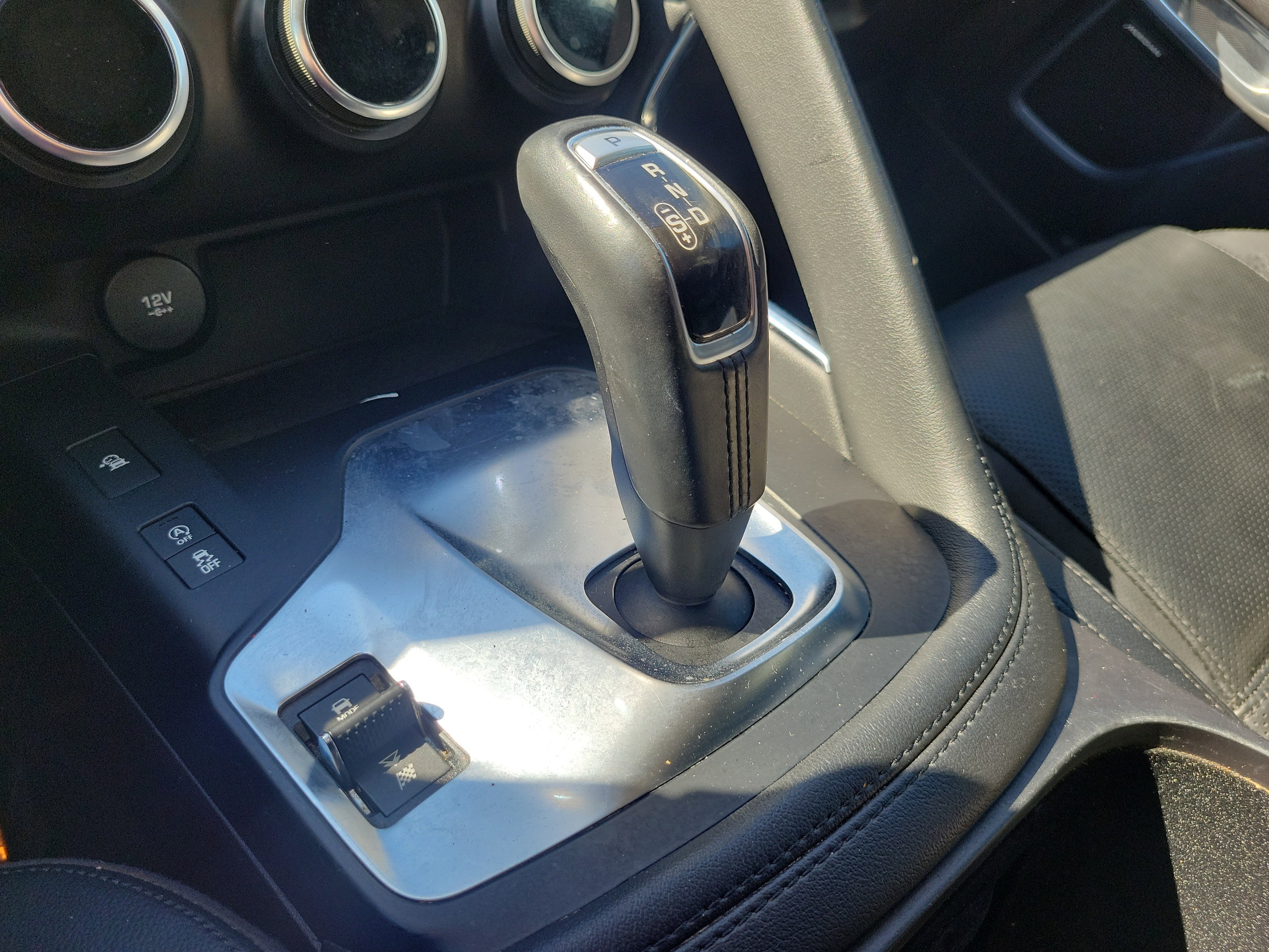 Used 2020 Jaguar E-PACE image 18