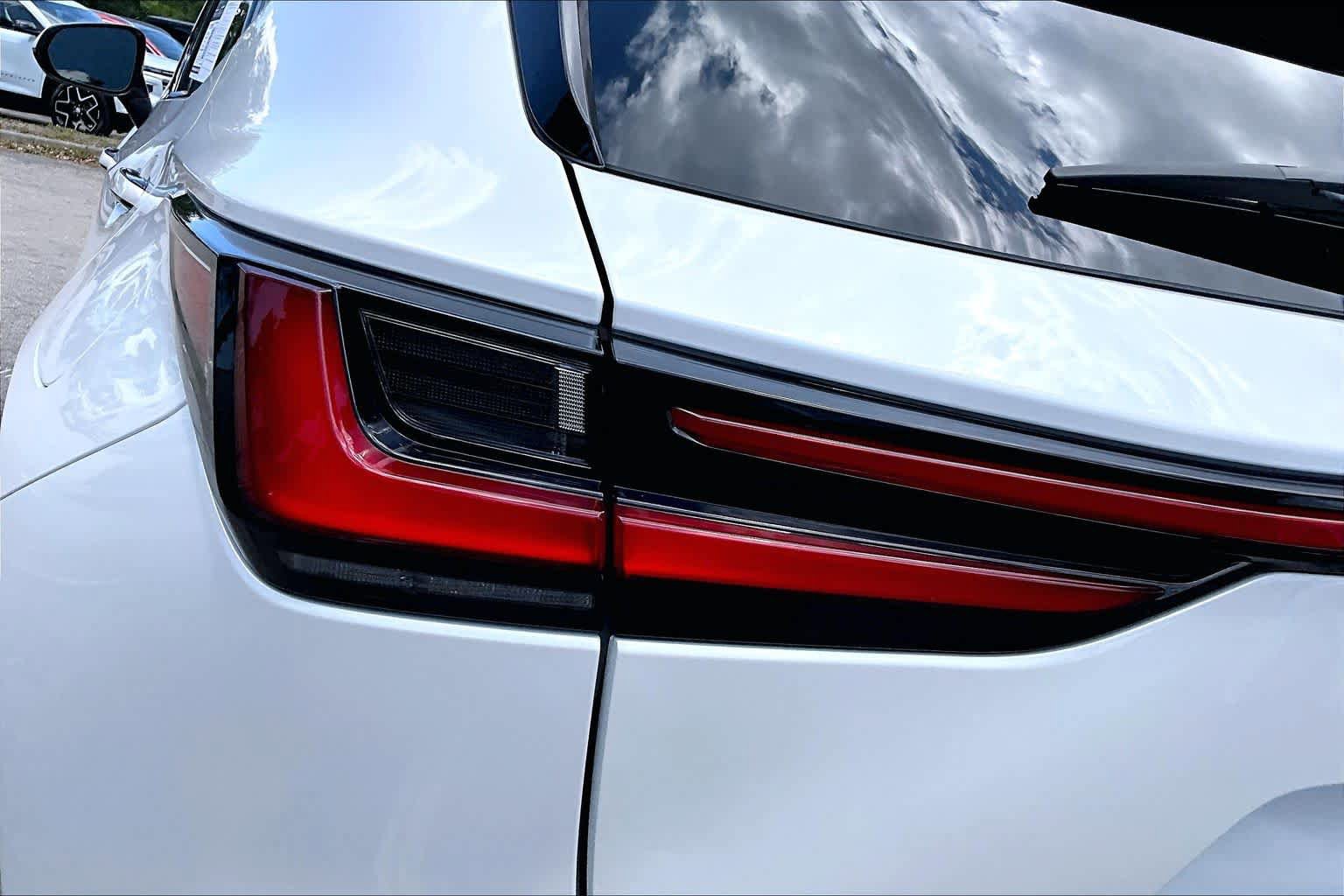 Used 2025 Lexus NX 250 FWD w/ Cold Area Package image 29