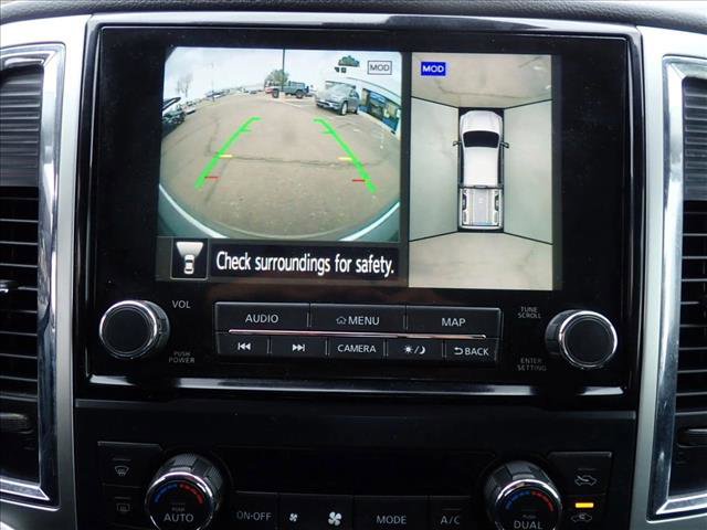Used 2020 Nissan Titan SL w/ Moonroof Package image 18