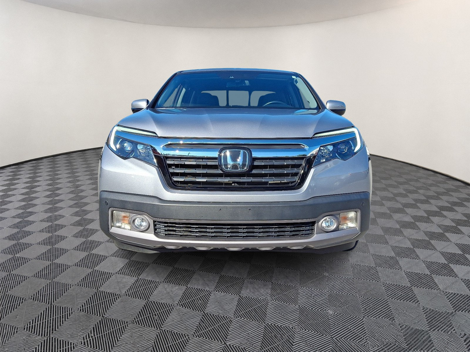 Used 2018 Honda Ridgeline RTL-E image 2