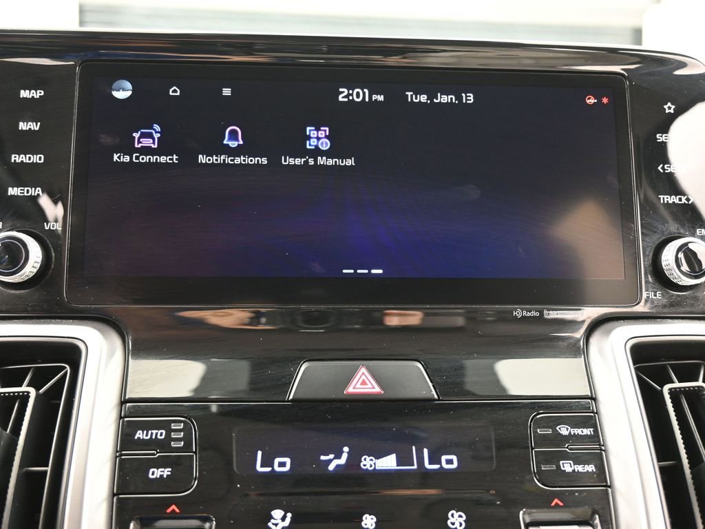 Used 2023 Kia Sorento S image 23