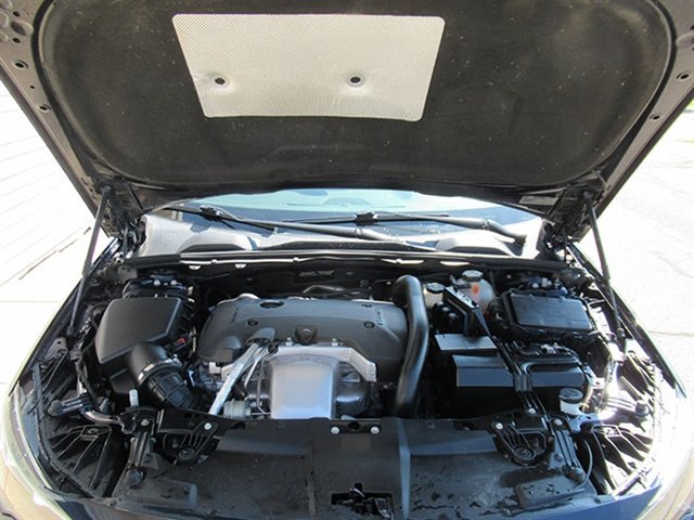 Used 2018 Buick Regal Essence w/ Driver Confidence Package #1 FWD image 7