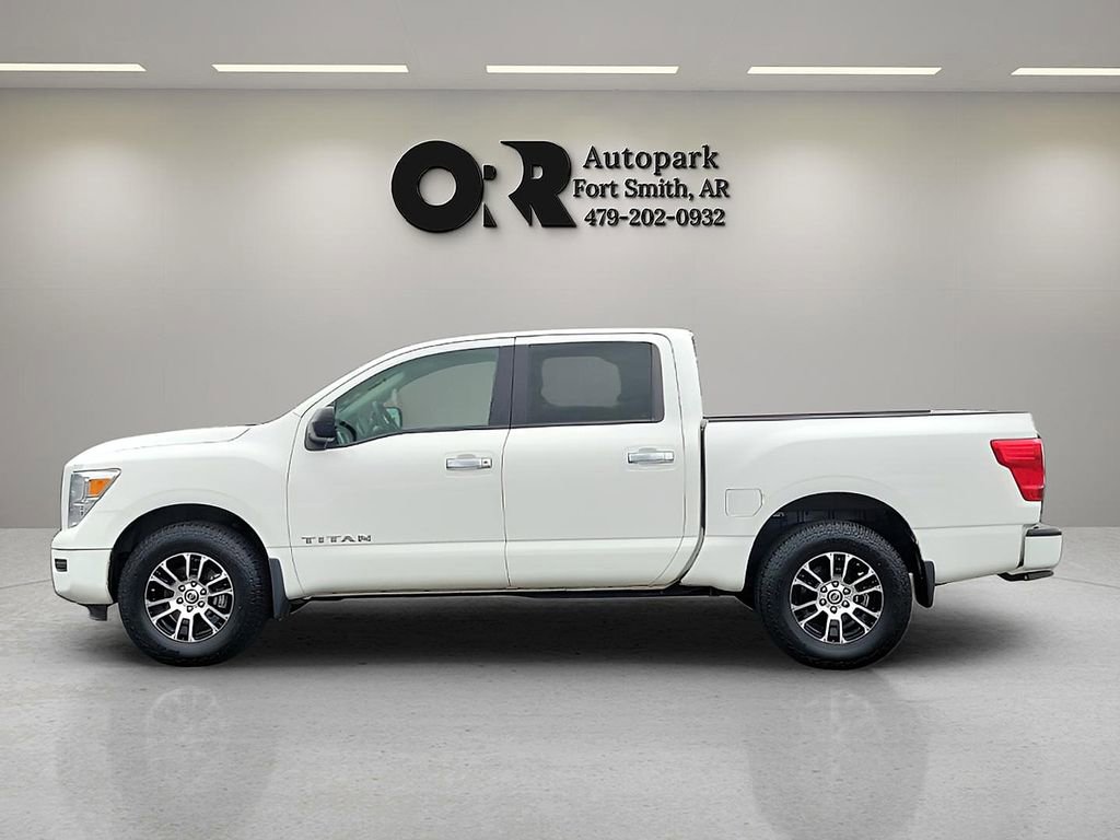 Used 2021 Nissan Titan SV w/ Accessory Utility Package AWD/4WD image 3