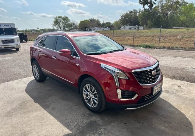 Used 2022 Cadillac XT5 Premium Luxury w/ Technology Package FWD image 3