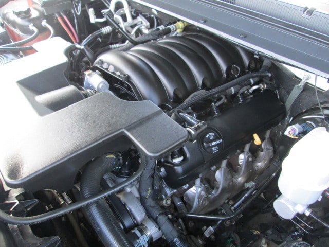 Used 2019 Chevrolet Suburban LT AWD/4WD image 29