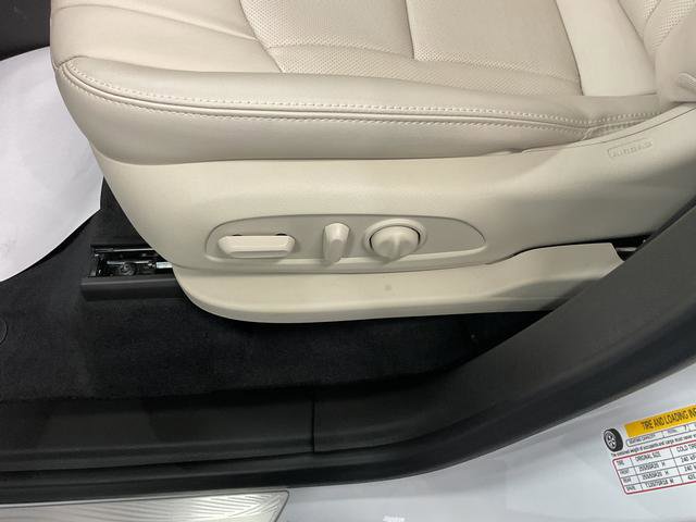 Used 2023 Buick Enclave Essence w/ Experience Buick Package image 13