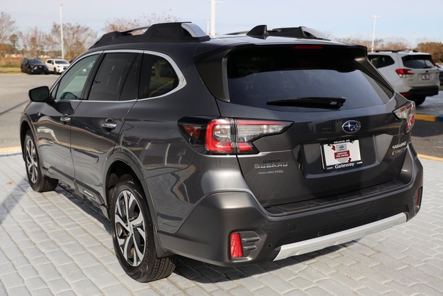 Certified 2022 Subaru Outback Touring XT image 3