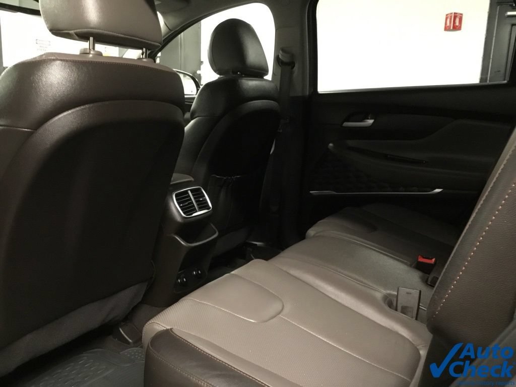 Used 2019 Hyundai Santa Fe Limited AWD/4WD image 29