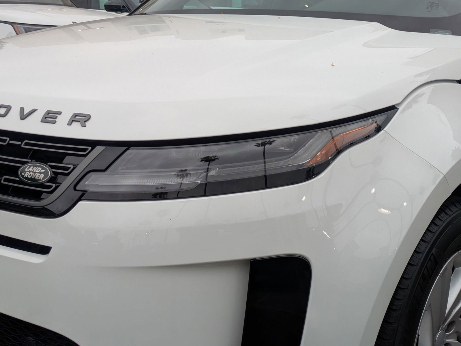 Used 2024 Land Rover Range Rover Evoque S image 9