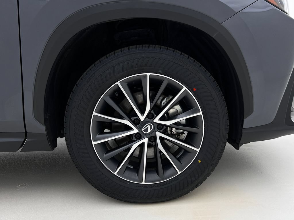 Certified 2026 Lexus NX 350h AWD w/ Accessory Package (2T) image 30