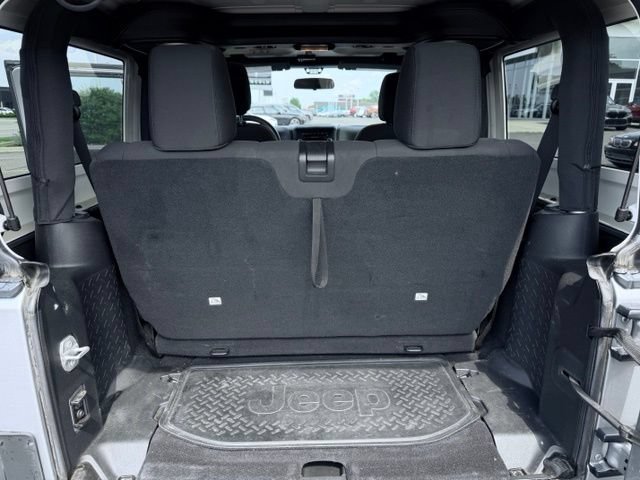 Used 2016 Jeep Wrangler Sport AWD/4WD image 10