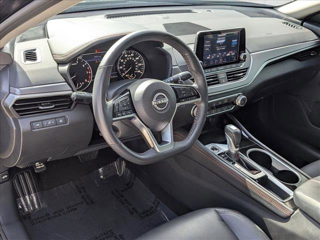 Certified 2023 Nissan Altima 2.5 SR FWD image 10
