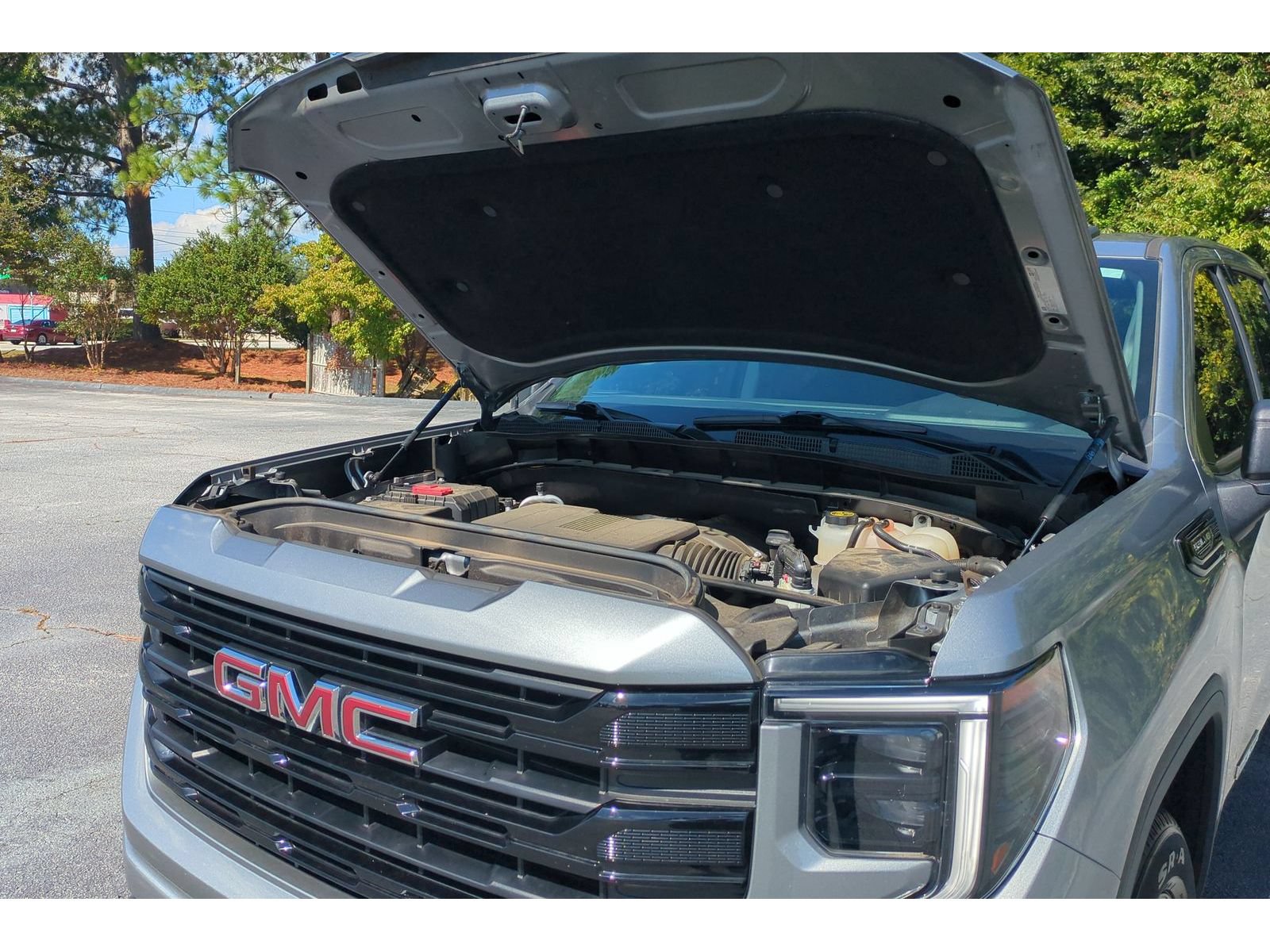 Used 2023 GMC Sierra 1500 Elevation w/ X31 Off-Road Package AWD/4WD image 30