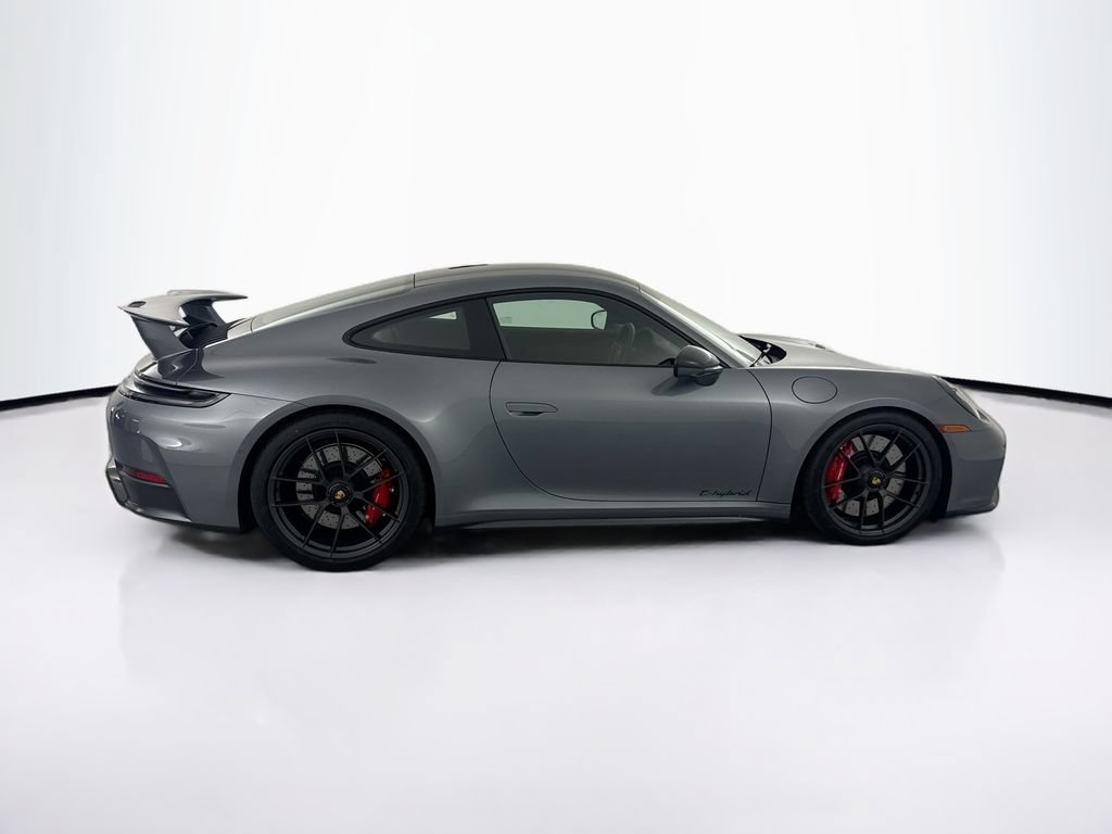 Used 2026 Porsche 911 GTS image 4