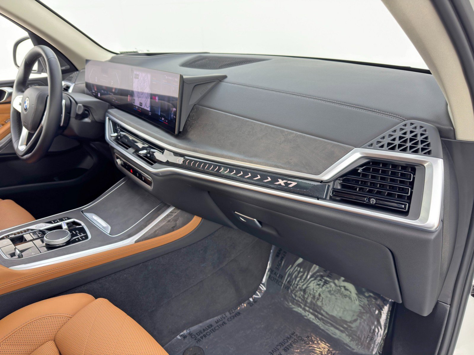 Used 2023 BMW X7 xDrive40i w/ Premium Package image 15