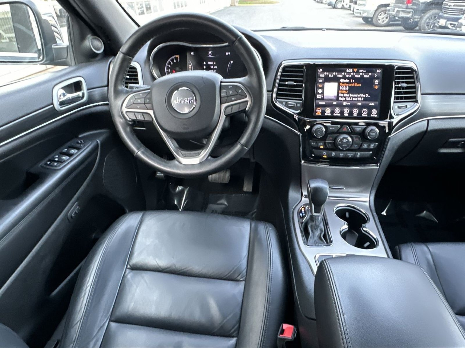 Used 2021 Jeep Grand Cherokee Limited AWD/4WD image 16