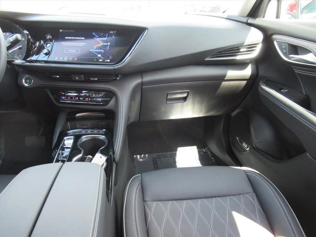 Used 2023 Buick Envision Avenir image 13