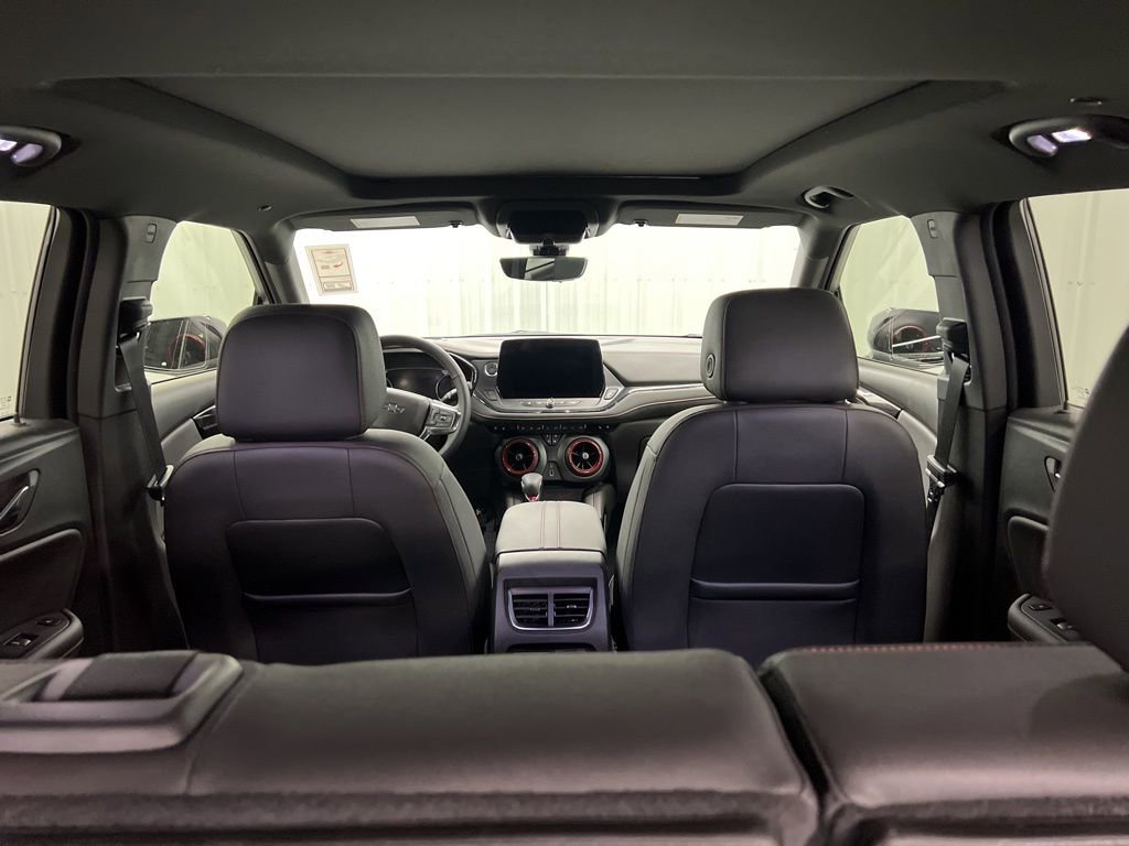 Used 2025 Chevrolet Blazer RS w/ Driver Confidence II Package image 10