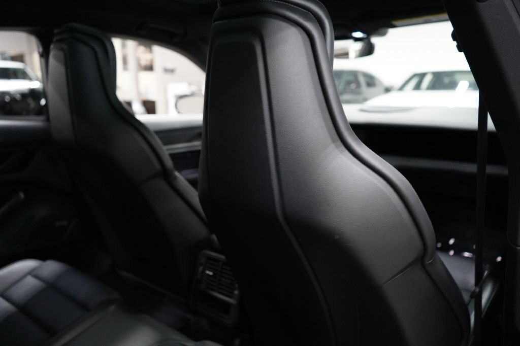 Used 2020 Porsche Taycan 4S w/ Premium Package AWD/4WD image 26