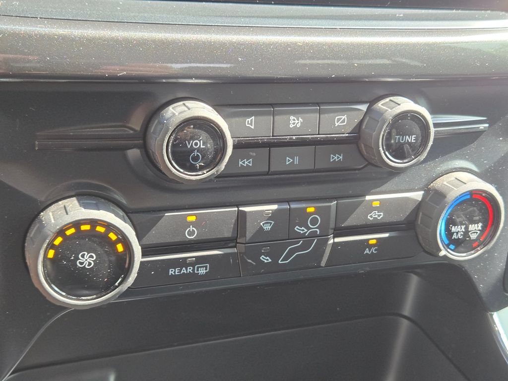 Used 2024 Ford F150 STX AWD/4WD image 29