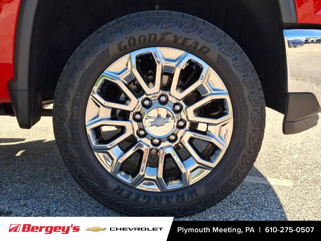 Certified 2026 Chevrolet Silverado 2500 LT w/ Leather Package AWD/4WD image 10