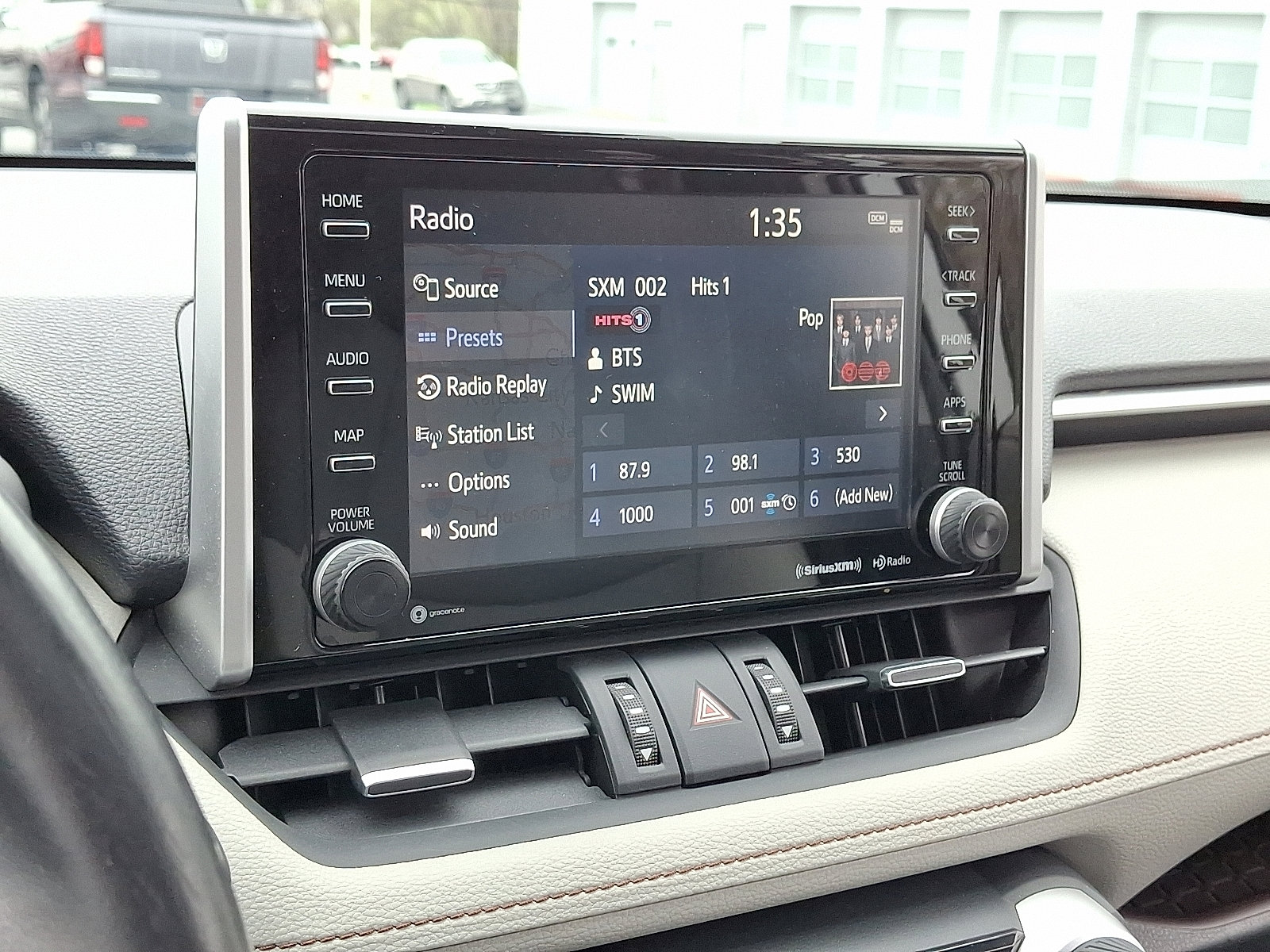 Used 2019 Toyota RAV4 Limited w/ Carpet Mat Package image 20