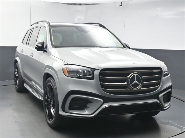 New 2026 Mercedes-Benz GLS 450 4MATIC image 2