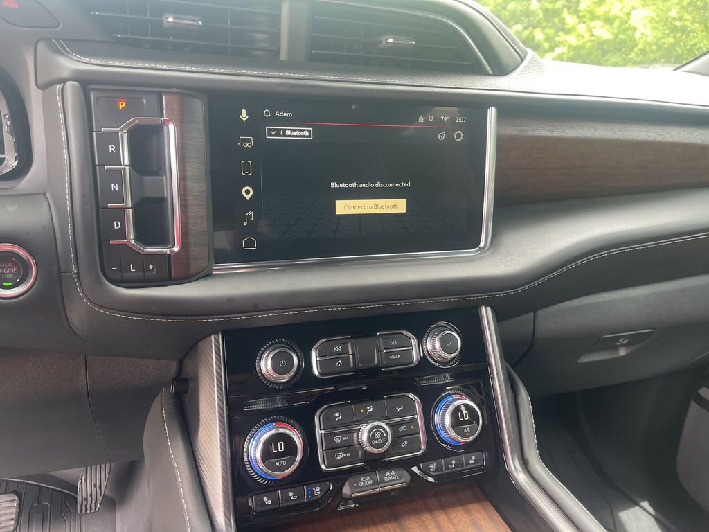 Used 2024 GMC Yukon Denali Ultimate AWD/4WD image 16