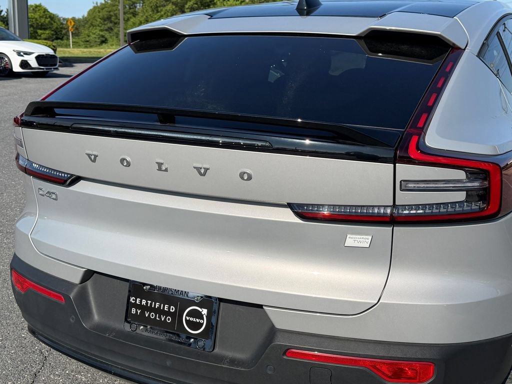 Certified 2023 Volvo C40 P8 Recharge Ultimate AWD/4WD image 5