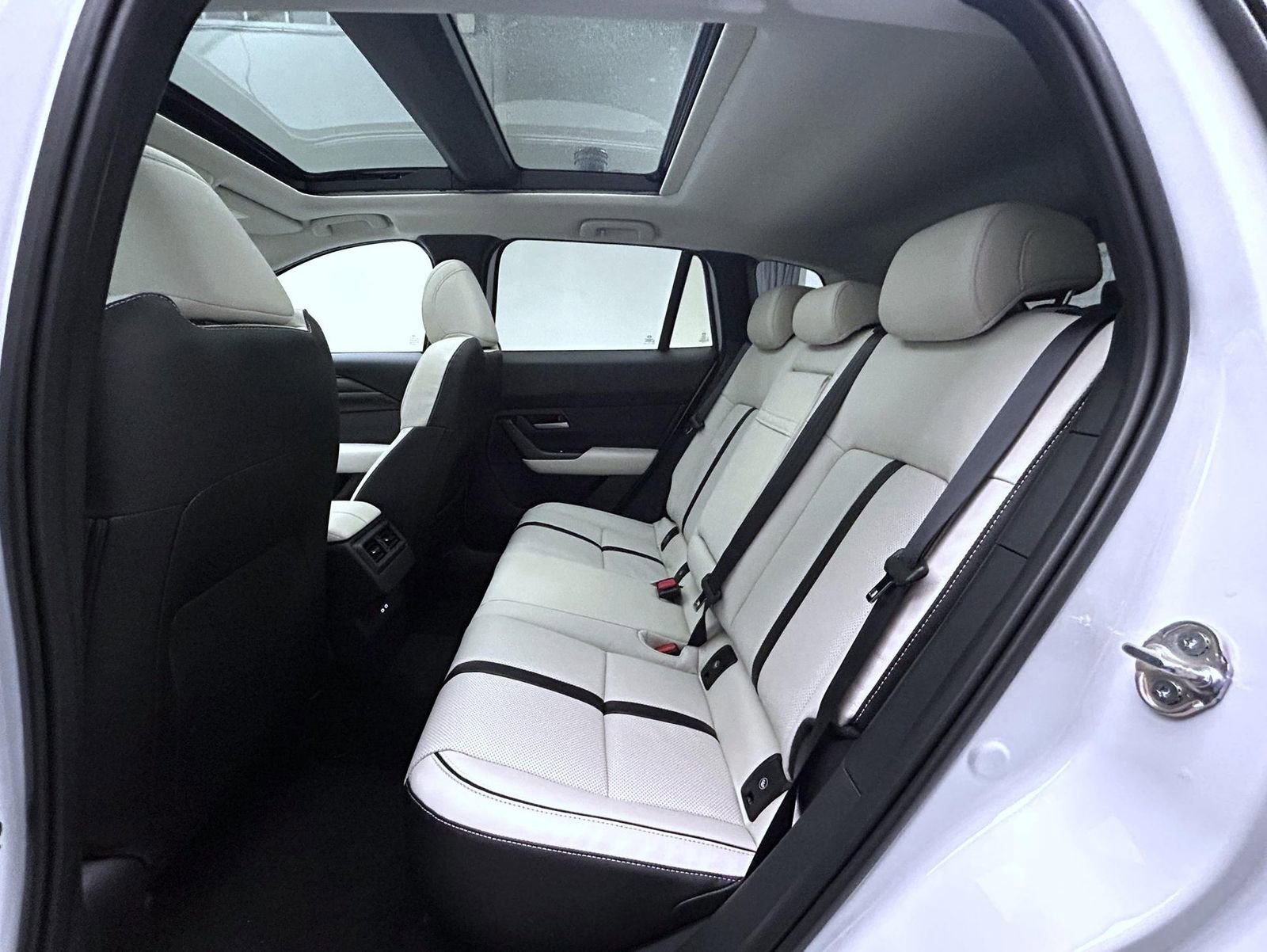 New 2026 MAZDA CX-50 AWD 2.5 S w/ Premium Package image 12