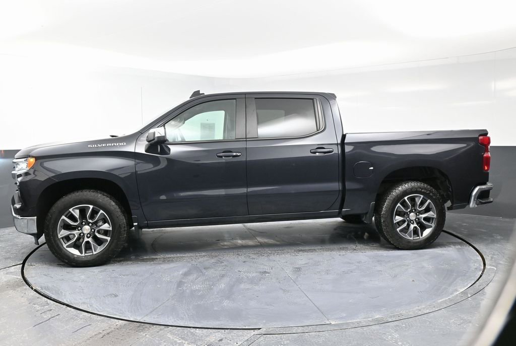 Used 2024 Chevrolet Silverado 1500 LT image 6
