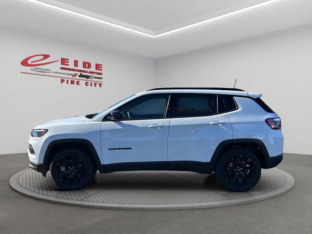 New 2026 Jeep Compass Altitude image 2