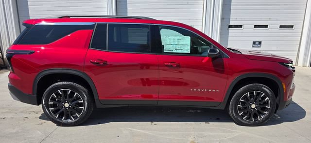 New 2026 Chevrolet Traverse LT w/ Sun and Wheel Package AWD/4WD image 6