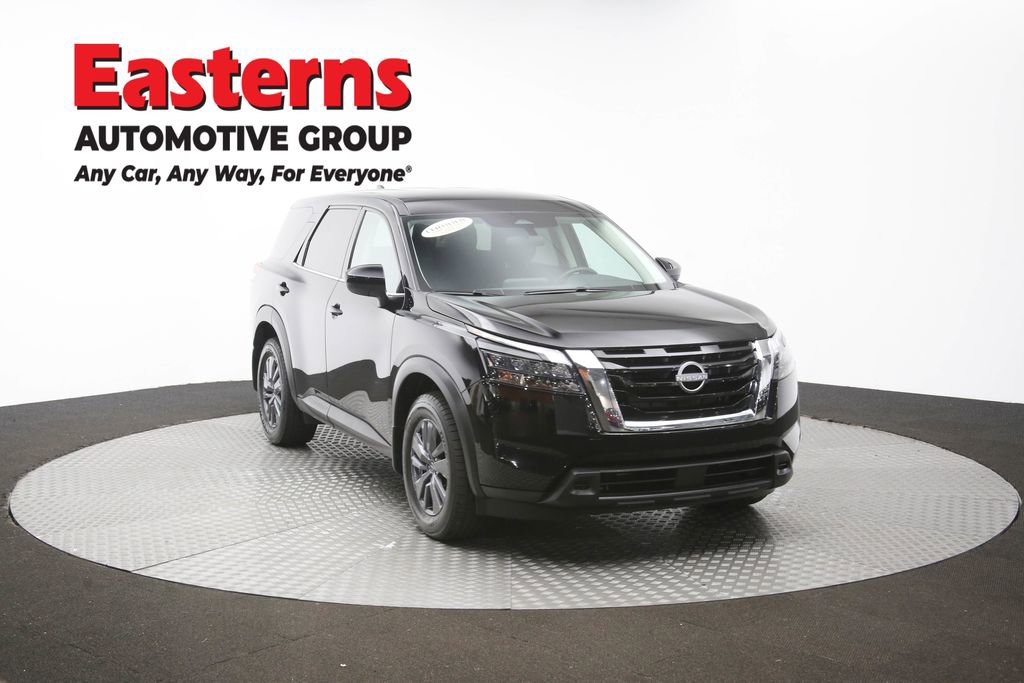 Used 2024 Nissan Pathfinder S AWD/4WD image 51