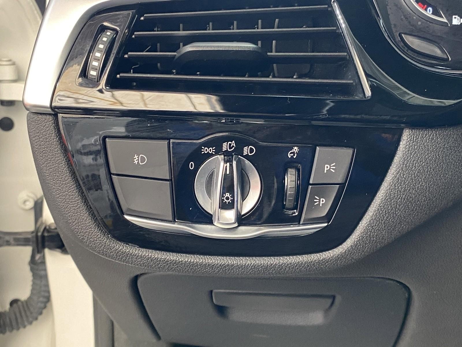 Used 2018 BMW 540i xDrive image 24