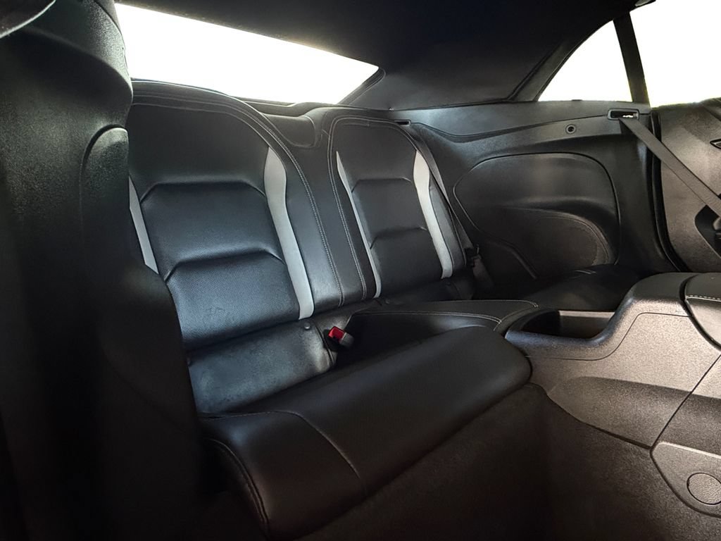 Used 2020 Chevrolet Camaro SS RWD image 18