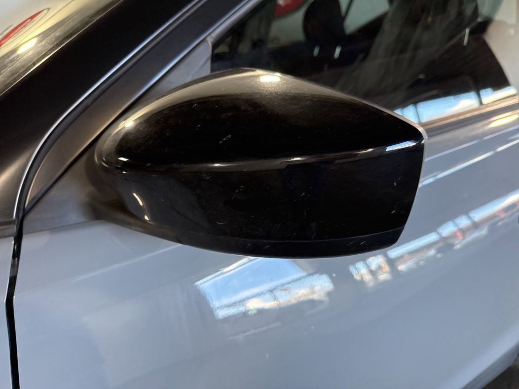 Used 2021 Nissan Kicks SV image 7