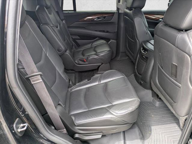 Used 2015 Cadillac Escalade Luxury AWD/4WD image 19